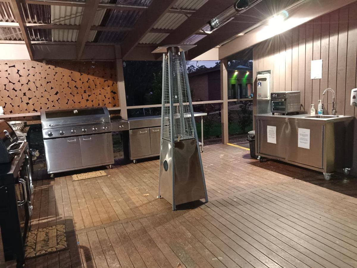 Buffalo Motel And Country Retreat Porepunkah Exterior foto