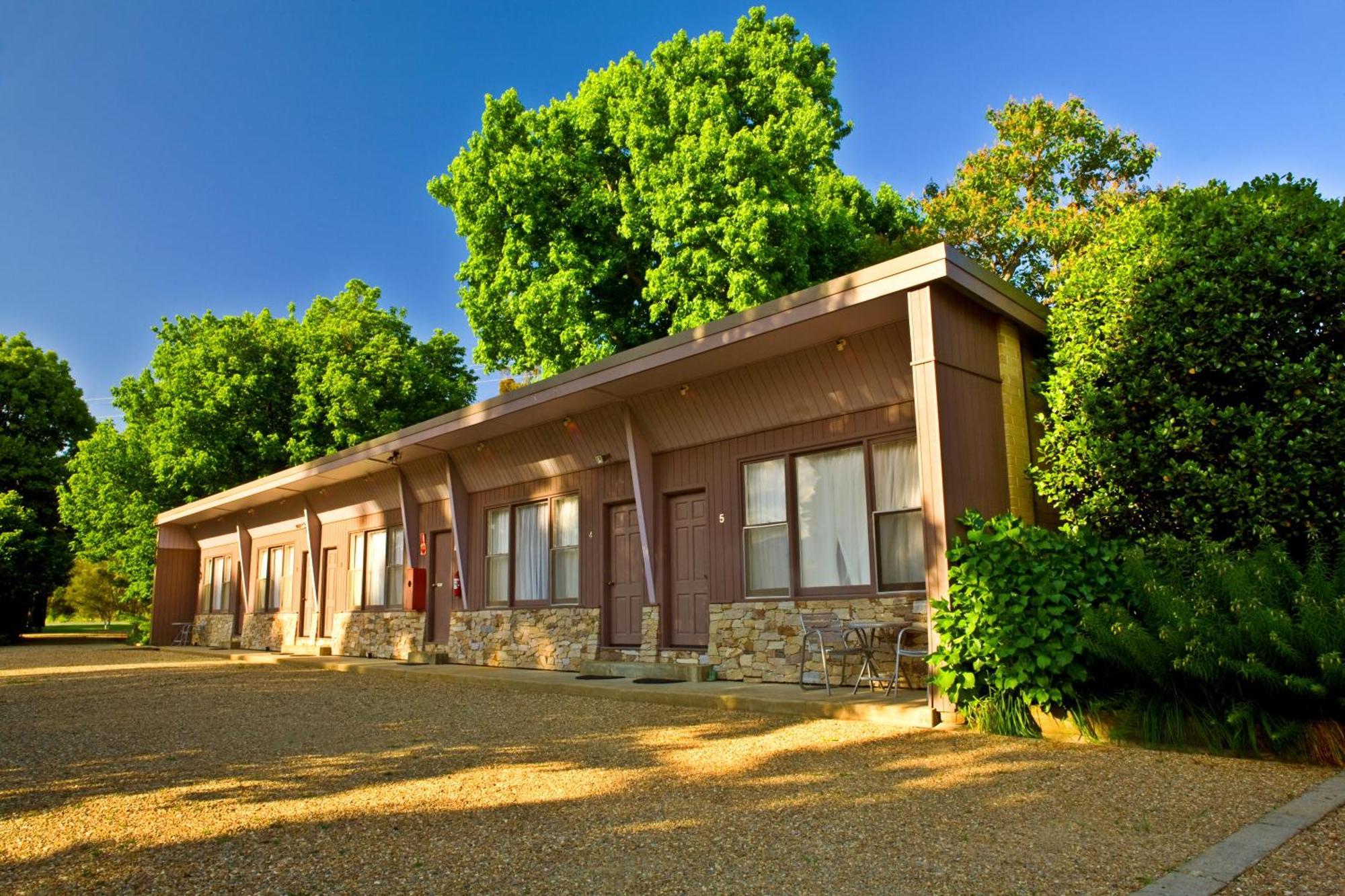 Buffalo Motel And Country Retreat Porepunkah Exterior foto